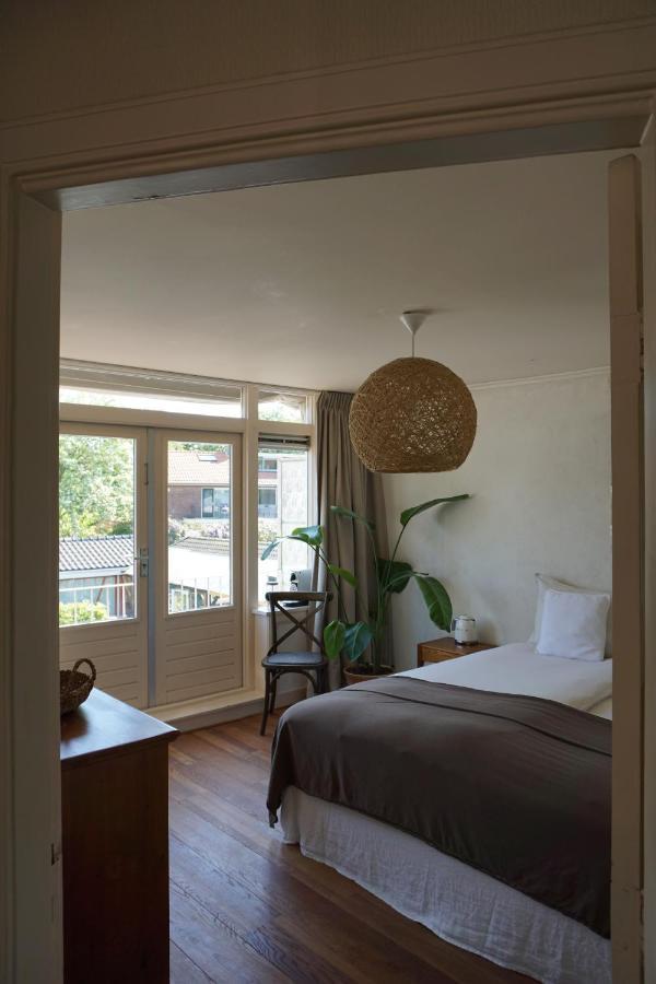 Perfectly Located Private Room Oaks And Beeches ซาสเซนไฮม์ ภายนอก รูปภาพ
