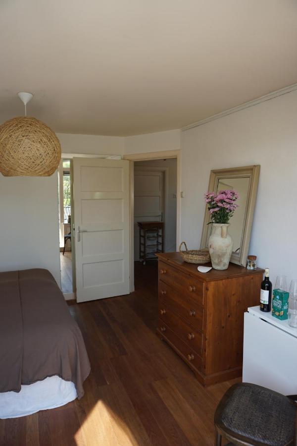 Perfectly Located Private Room Oaks And Beeches ซาสเซนไฮม์ ภายนอก รูปภาพ